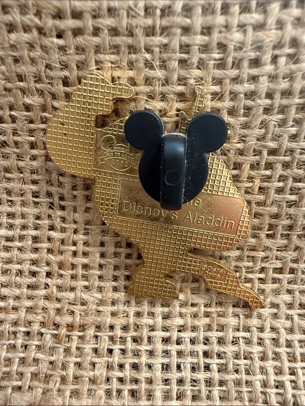 Disney Collectible Pin, 2003, Genie Dancing (from Aladdin), # 50114, 1.5”x1.5”